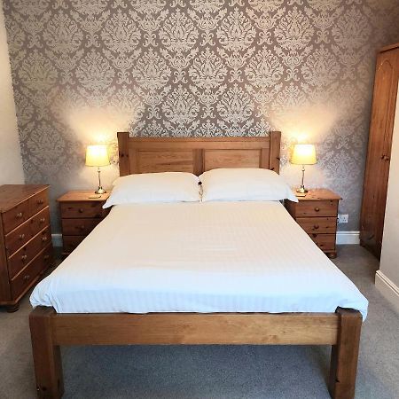 Ashleigh House Bed & Breakfast วินเดอร์เมียร์ ภายนอก รูปภาพ