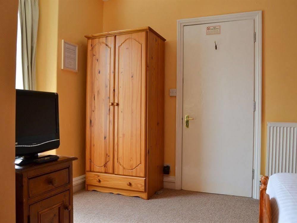 Ashleigh House Bed & Breakfast วินเดอร์เมียร์ ภายนอก รูปภาพ