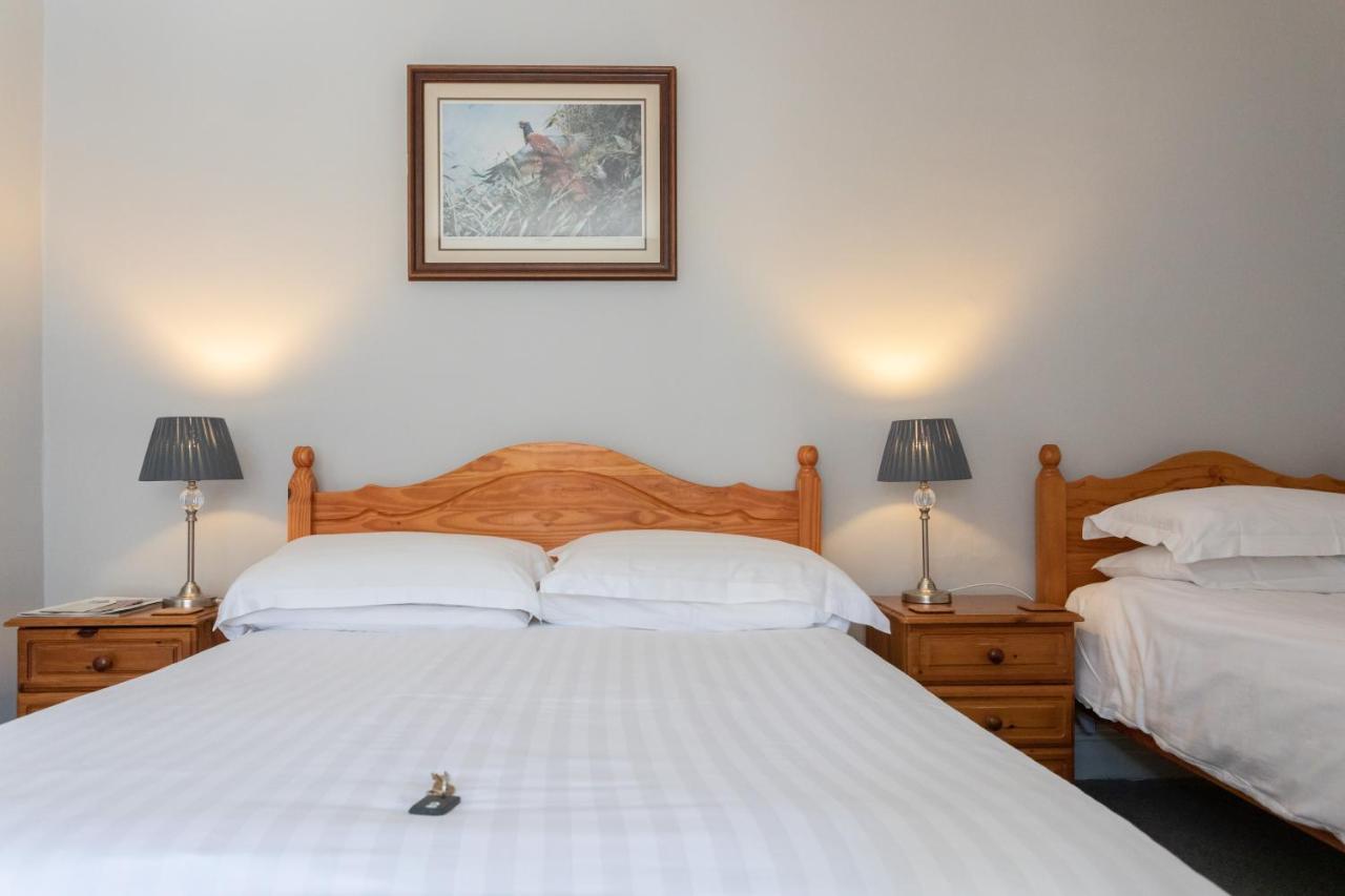 Ashleigh House Bed & Breakfast วินเดอร์เมียร์ ภายนอก รูปภาพ